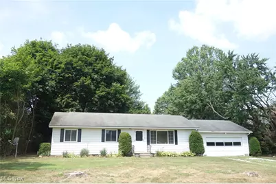 3052 S Prior Road, Akron, OH 44319 - Photo 1