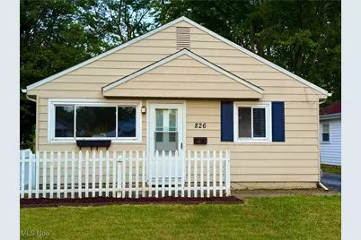 826 S Logan Street, Elyria, OH 44035 - Photo 1
