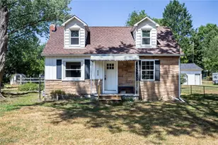 2117 Delaware Ave, Akron, OH 44312 - Photo 1