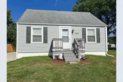 4226 Fargo Avenue NE, Louisville, OH 44641 - Photo 1