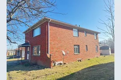 463-65 Treeside Drive #465(up), Akron, OH 44313 - Photo 1