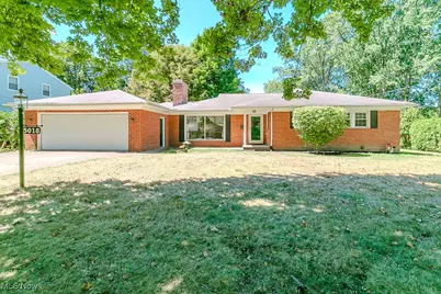 5018 Willoughcroft Road, Willoughby, OH 44094 - Photo 1