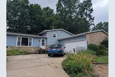 384 Moore Road, Akron, OH 44319 - Photo 1