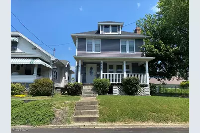 2207 17th Street, Parkersburg, WV 26101 - Photo 1
