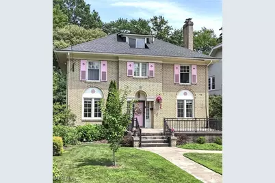 215 Casterton Avenue, Akron, OH 44303 - Photo 1