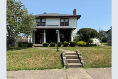 917 N Main Street, Uhrichsville, OH 44683 - Photo 1