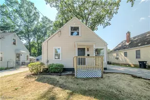 382 Larkin Ave, Akron, OH 44305 - Photo 1