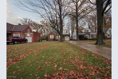 415 E 266 Street, Euclid, OH 44132 - Photo 1