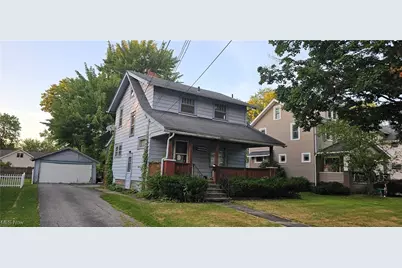 1475 Hollywood Street NE, Warren, OH 44483 - Photo 1