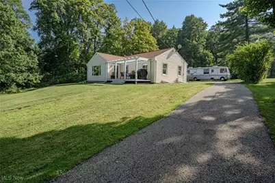 7991 Chagrin Road, Chagrin Falls, OH 44023 - Photo 1