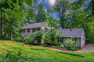 756 Treecrest Dr, Akron, OH 44333 - Photo 1