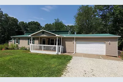 4213 College Hill Road, Cambridge, OH 43725 - Photo 1