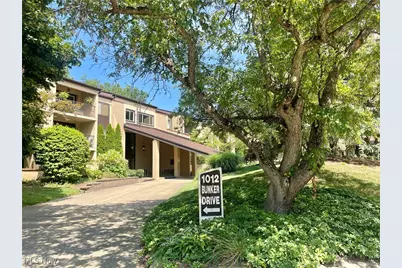 1012 Bunker Drive #303, Fairlawn, OH 44333 - Photo 1