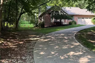 1910 Susten Dr, Millersburg, OH 44654 - Photo 1