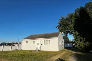 1927 Harmont Ave NE, Canton, OH 44705 - Photo 1