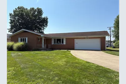 414 E Wills Avenue, Dover, OH 44622 - Photo 1