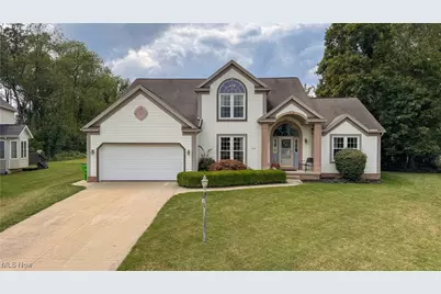 2938 Crown Pointe Drive, Stow, OH 44224 - Photo 1