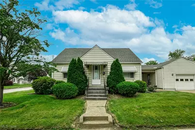 951 Jefferson Avenue, Cuyahoga Falls, OH 44221 - Photo 1