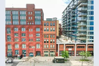 635 W Lakeside Avenue #100, Loveland, OH 44113 - Photo 1