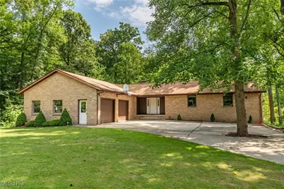 7248 Woodcrest Avenue NE, Canton, OH 44721 - Photo 1