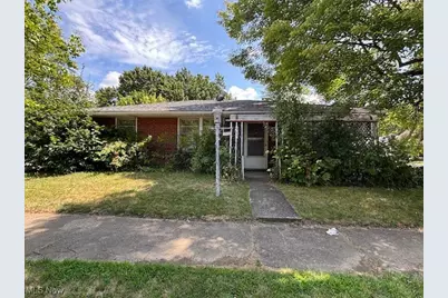 985 Clement Street, Akron, OH 44306 - Photo 1