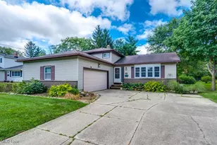 9097 Gettysburg Dr, Twinsburg, OH 44087 - Photo 1