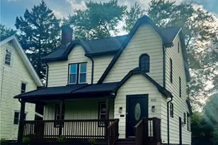 400 Beechwood Dr, Akron, OH 44320 - Photo 1