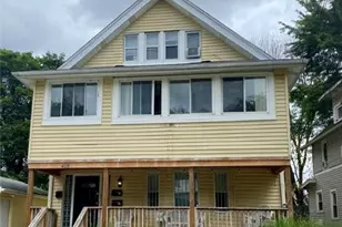 418 Crestwood Ave, Akron, OH 44302 - Photo 1