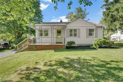 332 S Hambden Street, Chardon, OH 44024 - Photo 1