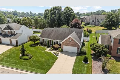 1642 Cadney Street NE, Canton, OH 44714 - Photo 1