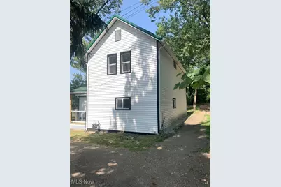 238 High Street SW, Carrollton, OH 44615 - Photo 1