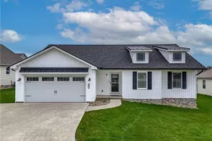 921 Cabot Dr, Canal Fulton, OH 44614 - Photo 1