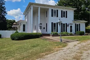 422 N Kennebec Ave, McConnelsville, OH 43756 - Photo 1