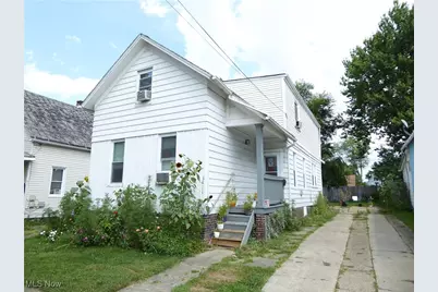 3411 W 46th Street, Loveland, OH 44102 - Photo 1