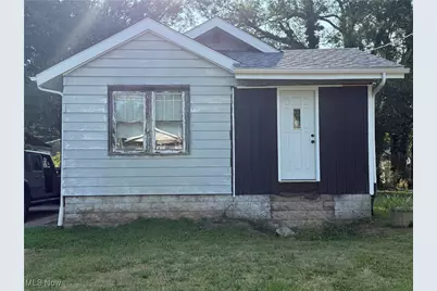 878 Brittain Road, Akron, OH 44305 - Photo 1