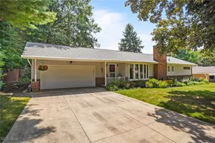 321 Ormsby Rd, Fairlawn, OH 44333 - Photo 1