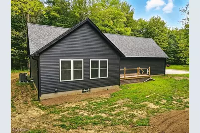 4361 Middle Road, Conneaut, OH 44030 - Photo 1