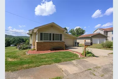 4995 Maple Grove Road SE, Uhrichsville, OH 44683 - Photo 1