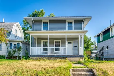726 Neale Avenue SW, Massillon, OH 44647 - Photo 1