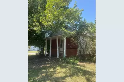 322 W 18th Street, Lorain, OH 44052 - Photo 1
