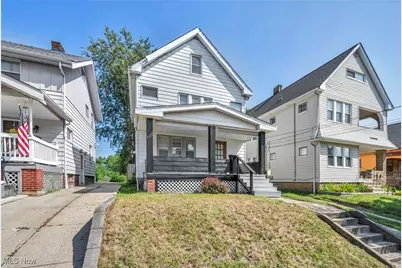 10710 Dale Avenue, Loveland, OH 44111 - Photo 1
