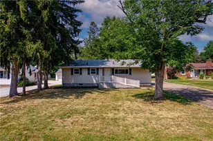 2067 Bigelow St, Akron, OH 44314 - Photo 1