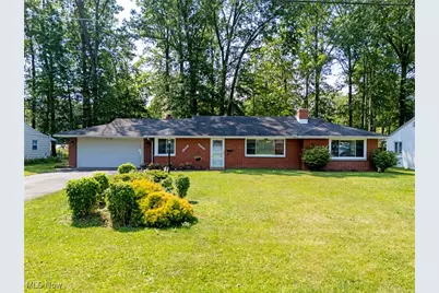 54 Meadowbrook Drive, Grafton, OH 44044 - Photo 1