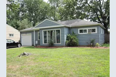 8963 Lynnhaven Road, Parma Heights, OH 44130 - Photo 1