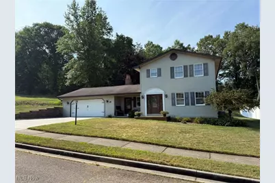 1750 Rolland Avenue NE, New Philadelphia, OH 44663 - Photo 1