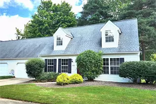 10281 Orchard Hill Ln, Twinsburg, OH 44087 - Photo 1