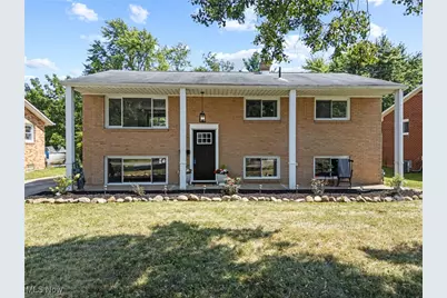 150 Hinderer Avenue SW, Massillon, OH 44646 - Photo 1