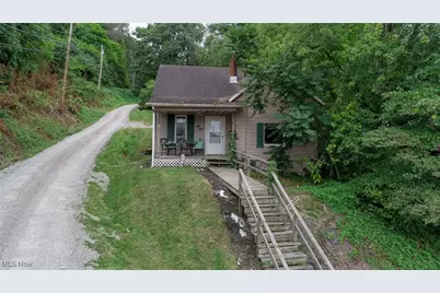 750 S 9th Street, Cambridge, OH 43725 - Photo 1