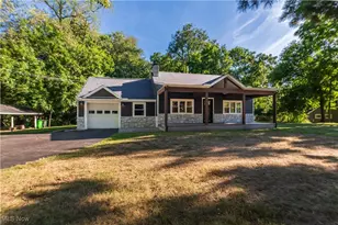 1050 Easthill St SE, North Canton, OH 44720 - Photo 1