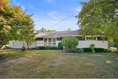 39128 Crestview Road, Leetonia, OH 44431 - Photo 1
